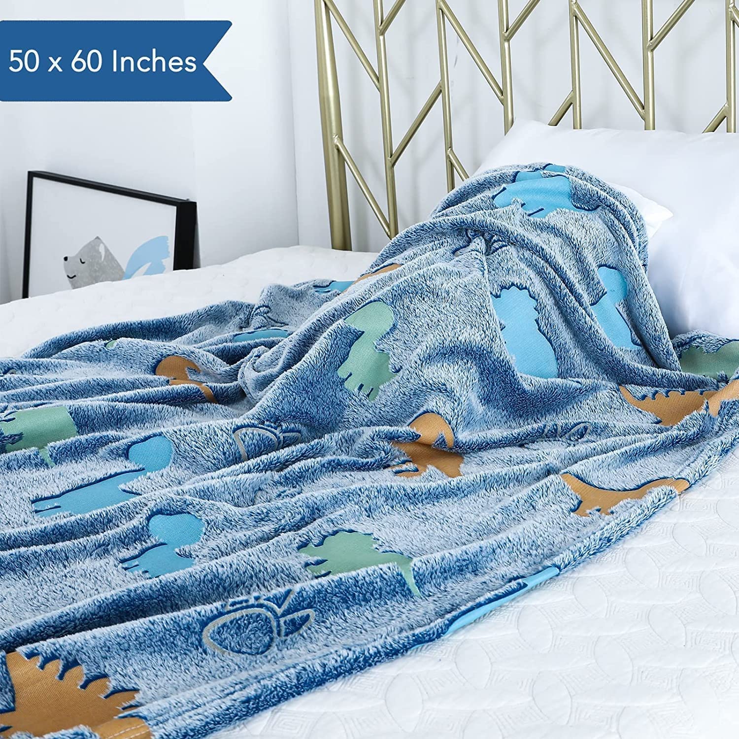 Dinosaur Dinosaur Glow in The Dark Soft & Cozy Blanket- 80 x 60 inch